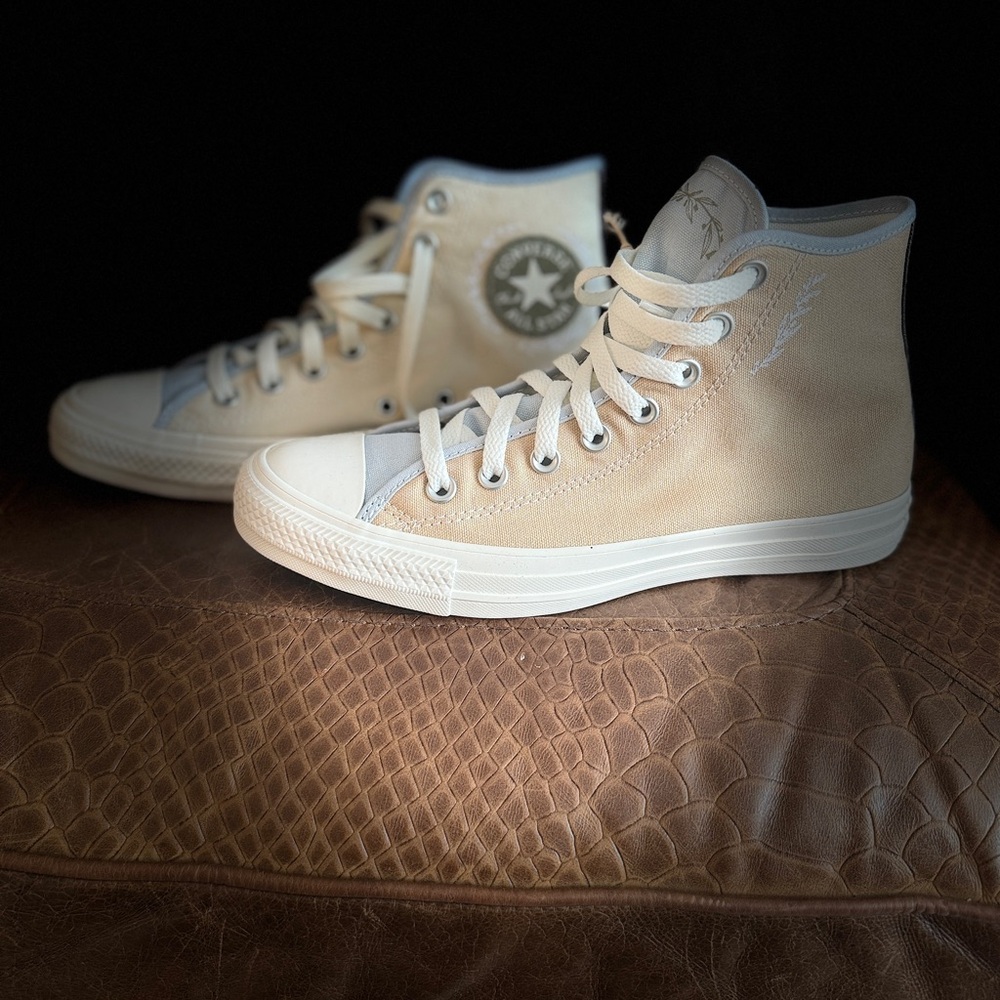 Custom Converse All Star Chuck Taylor Size 9 Womens - Picture 7 of 8
